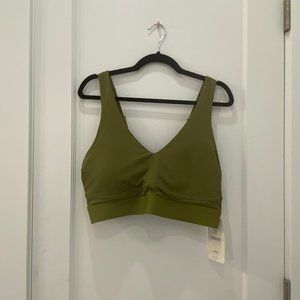 Fabletics everyday low impact sports bra NWT